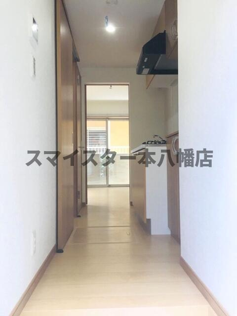 フラットテラスの玄関