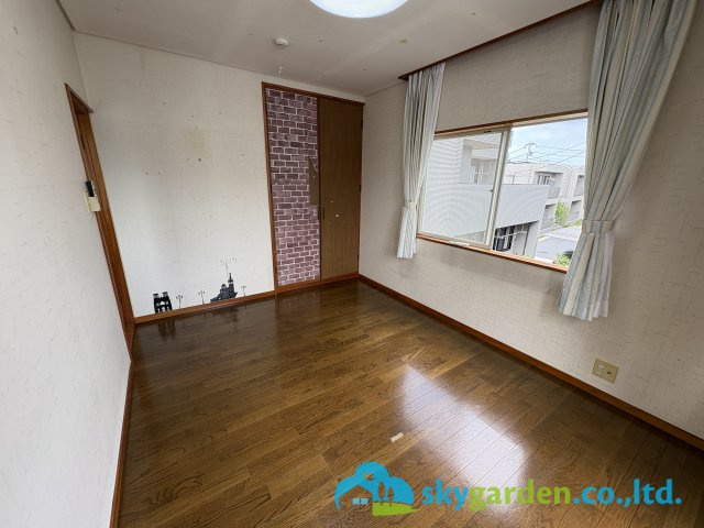 茅ヶ崎市東海岸南２丁目　中古戸建の洋室|6帖の洋室です