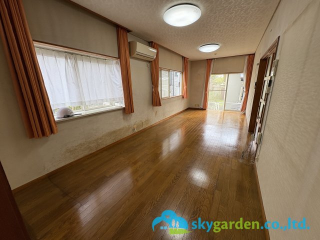 茅ヶ崎市東海岸南２丁目　中古戸建の居間・リビング