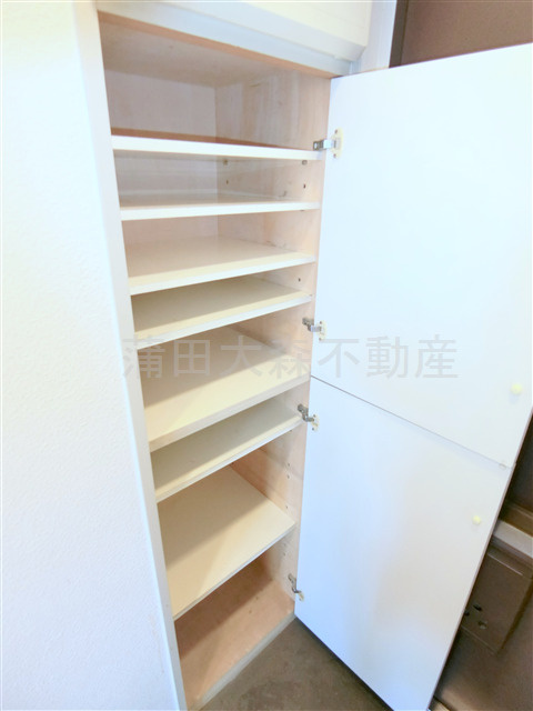 グランバリュー羽田の収納|玄関収納