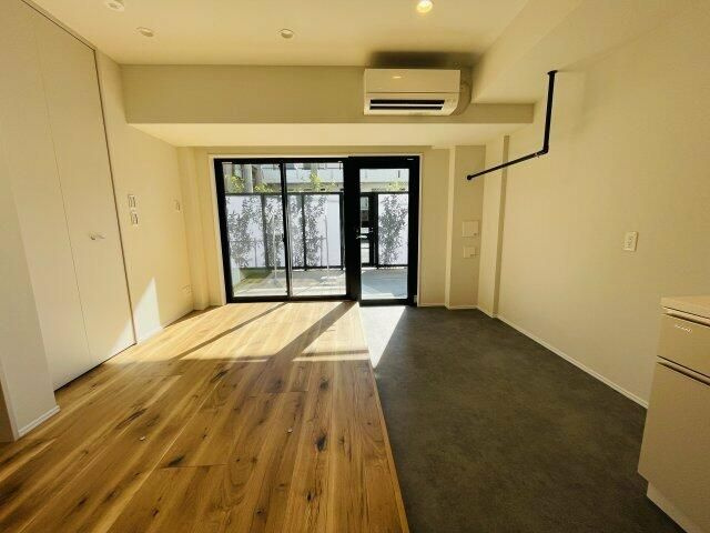 町田市原町田４丁目の賃貸マンションの居間・リビング