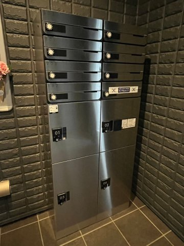 ロイヤルレジデンス豪徳寺のその他共用部分|宅配ＢＯＸあります