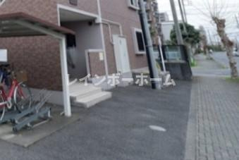 リラッサーレ　Ⅰのエントランス