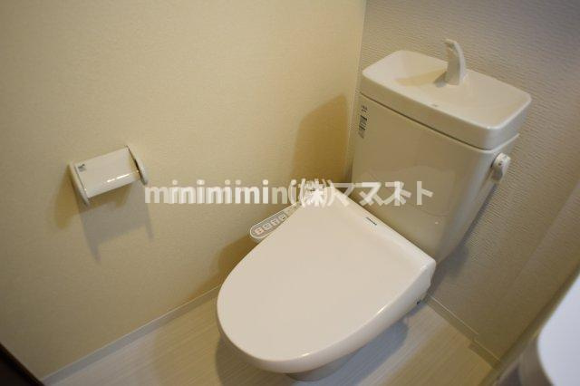 大阪市大正区三軒家東１丁目の賃貸マンションのトイレ