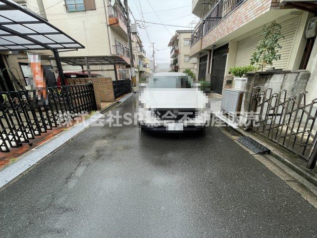 若江東町3丁目中古戸建の前面道路含む現地写真|前面道路含む現地写真です
