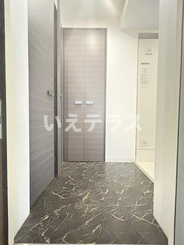アルファレガロ兵庫の玄関