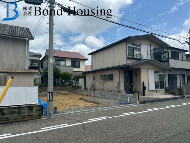 長期優良住宅　藤が丘5期　新築戸建の前面道路含む現地写真