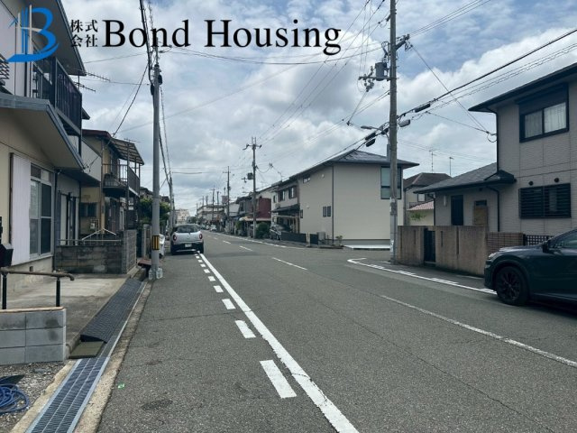 長期優良住宅　藤が丘5期　新築戸建の前面道路含む現地写真