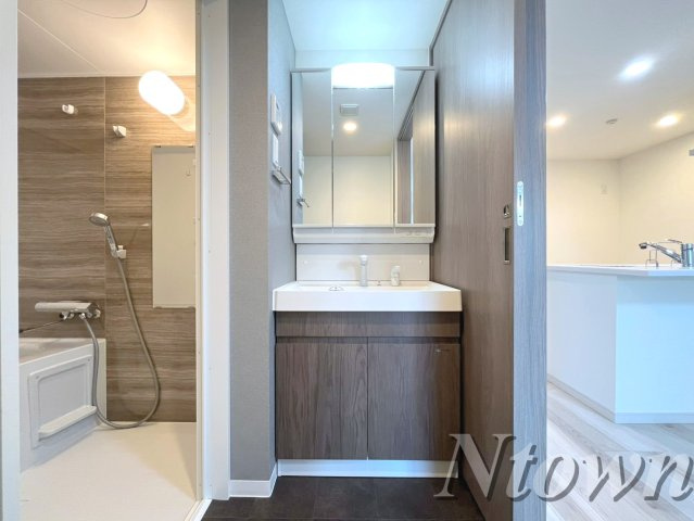 【独立洗面台】 | S-RESIDENCE高岳clarity | 朝の身支度には欠かせない独立洗面化粧台