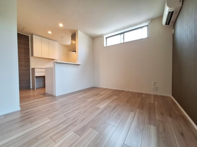 Ｍａｉｓｏｎ　ｄｅ　Ｆｌｅｕｒ２の居間・リビング|★３方向角部屋住戸★