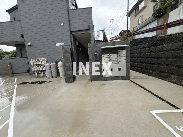Ｏａｓｉｓ弘明寺　Ａ棟のエントランス