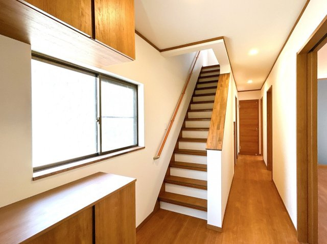 中古戸建　郡山市大槻町字春日　大槻小・大槻中のその他|安全性に配慮して手すりや滑り止めを設置しました。