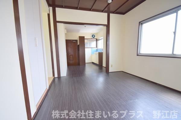 ヴィラナリー東中浜の内装