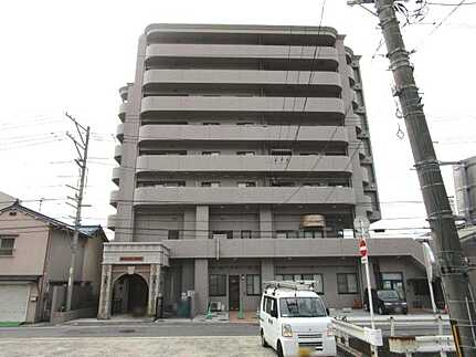 サンシティ戸坂千足の外観