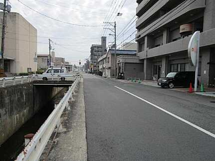 サンシティ戸坂千足の周辺