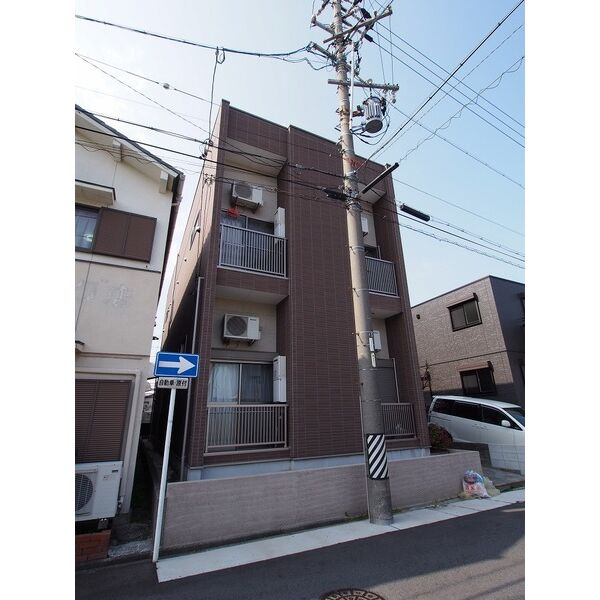 ウイングコート新守山の外観