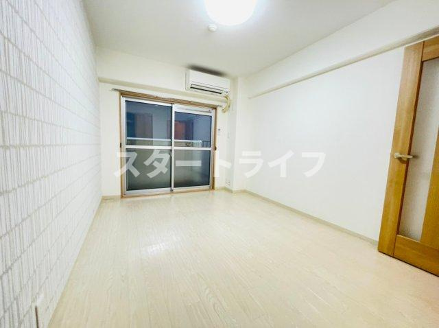 大阪市淀川区西宮原１丁目の賃貸マンションの居間・リビング