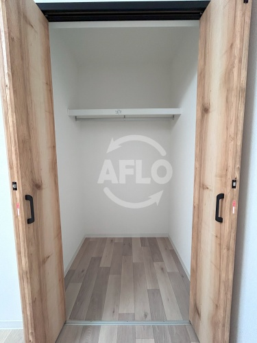 Mew Style Apartmentsの収納|Mew Style Apartments　クローゼット