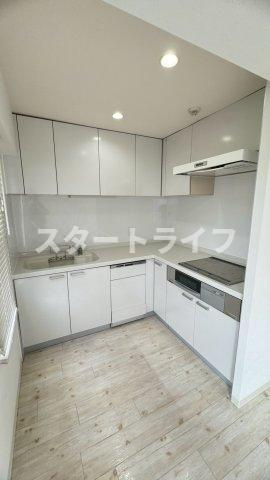 大阪市淀川区西宮原１丁目の賃貸マンションのキッチン