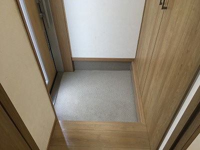 プリマベーラの玄関