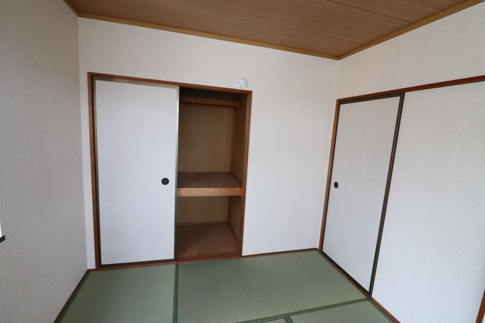 熊本市南区御幸笛田６丁目のアパートの収納