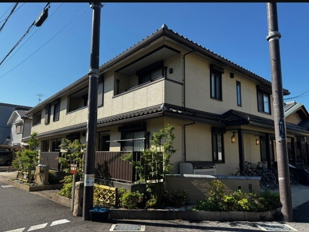 シャルモント勝竜寺の外観|長岡京駅徒歩10分。2018年築の軽量鉄骨造2階建外観