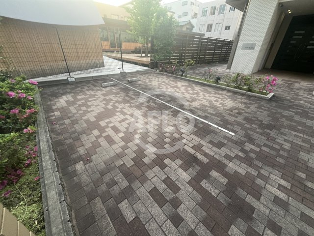 K’s SQUARE ESAKAの駐車場|駐車場