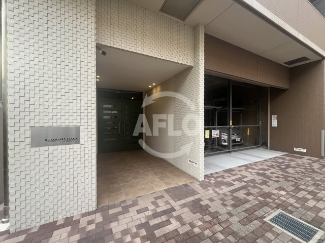 K’s SQUARE ESAKAのエントランス|エントランス