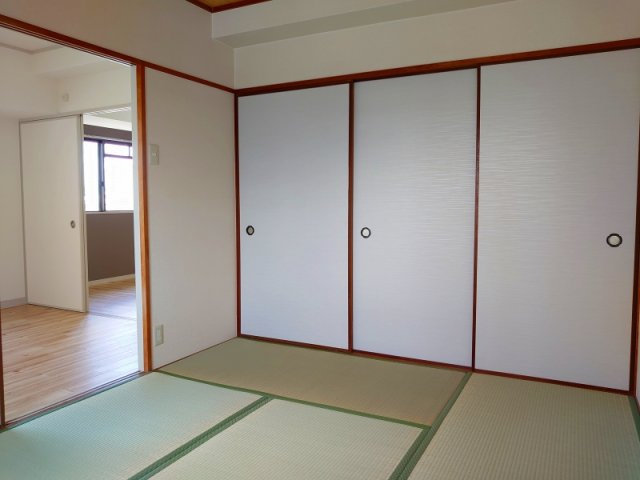 フジセントラルビルの内装