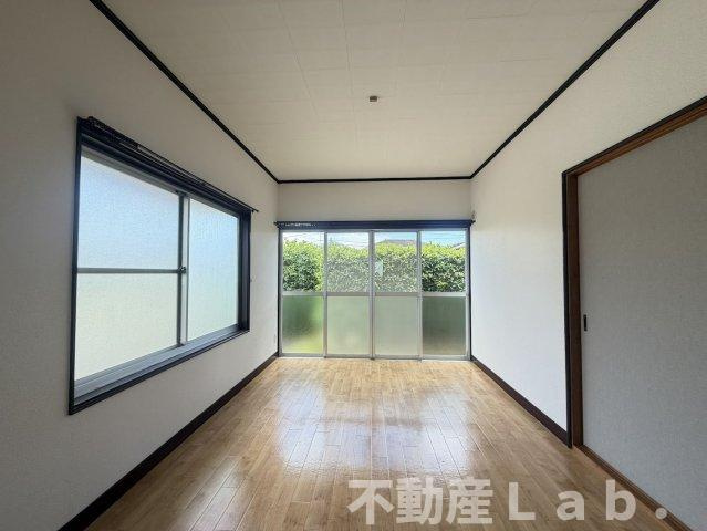 CASA栄 86の居間・リビング