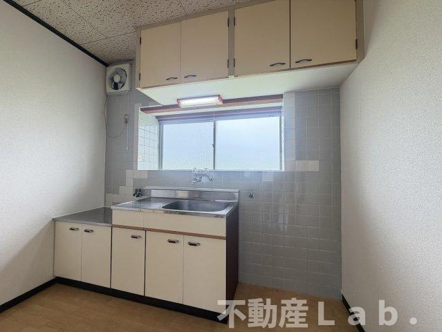 CASA栄 86のキッチン