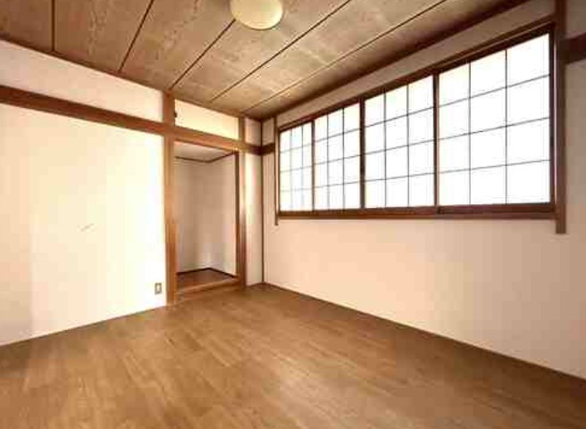 大日野ハイツの洋室