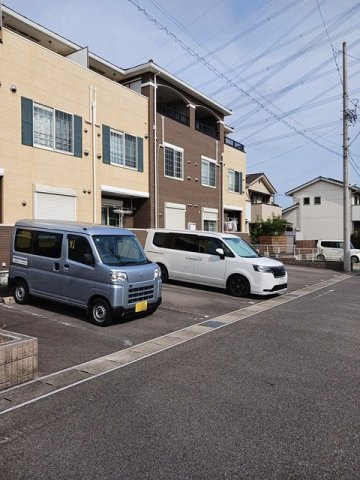 ジュ・セイル　　刈谷市近郊の賃貸はクラスホーム刈谷店の駐車場|駐車スペースもあります