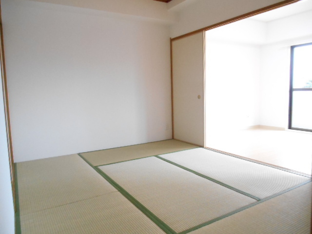 メゾン南桜塚の内装