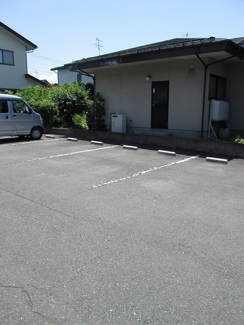 陽々館の駐車場|駐車場