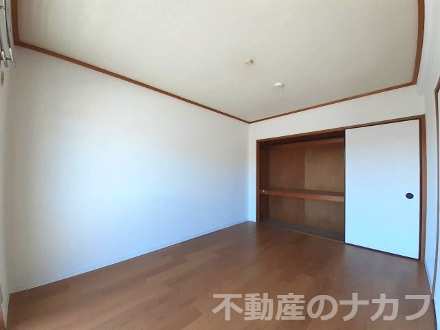 サンライズマンションの洋室