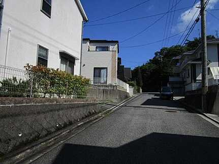 安佐南区伴北７丁目の前面道路含む現地写真