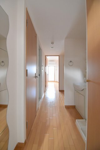 【玄関】クオーレ三宮一番館