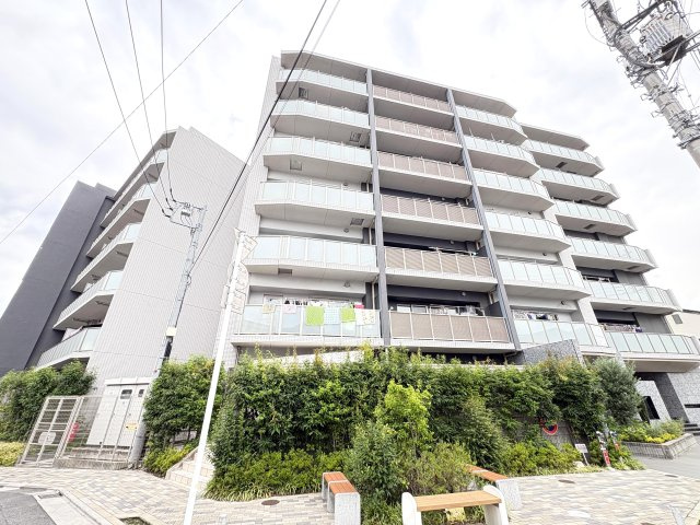 パレステージ江北の外観
