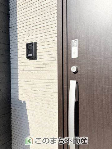 CRADLEGARDEN宇都宮市上戸祭第5の設備|玄関キーは上下２箇所のダブルロックキーで安全に配慮してます☆
