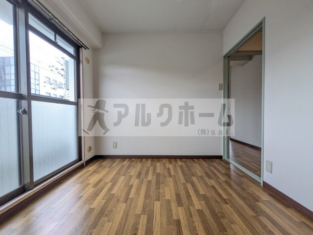 ALIVIO柏原の寝室