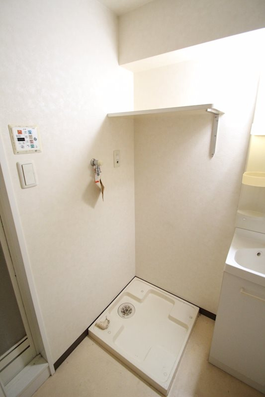 横浜市西区桜木町４丁目の賃貸マンション