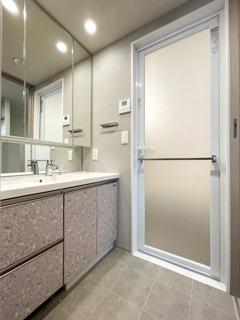 ロイヤルパークス有明の洗面所|※写真は同タイプ住戸です。