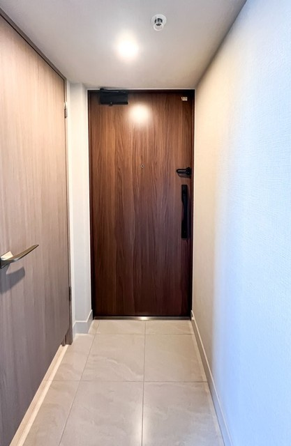 ロイヤルパークス有明の玄関|※写真は同タイプ住戸です。