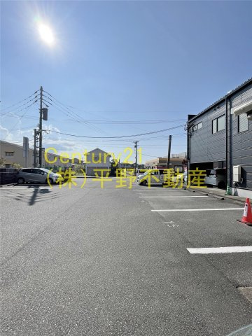 メゾンド梨花Ⅱの駐車場|駐車場があるので、車を買う予定の方も安心です