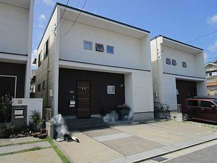 安佐南区伴東８丁目の前面道路含む現地写真