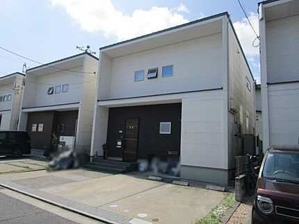安佐南区伴東８丁目の前面道路含む現地写真