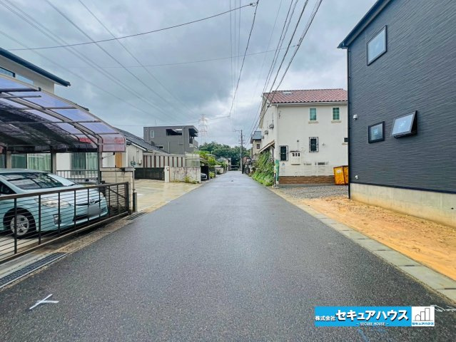【本日ご案内可能】日進市藤島町長塚　全1棟の前面道路含む現地写真|事前予約にて現地ご見学いただけます！お気軽にお問い合わせください♪
■株式会社　セキュアハウス■
住宅ローンに強く、知識、経験豊富なスタッフ在籍
お客様に寄り添い、ご成約後もサポート致します。　　　　