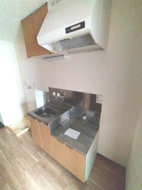 草加市氷川町の賃貸マンションのキッチン
