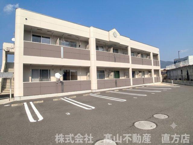 直方市大字感田のアパート